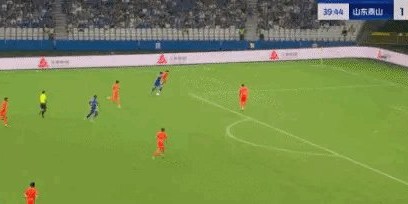 【中超】卡扎伊什维利戴帽徐皓阳头球 申花3比3泰山