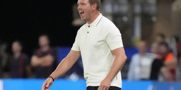 开云官网-德媒：纳帅再次考虑阵容大换血，倾向于选择斗志旺盛的球员