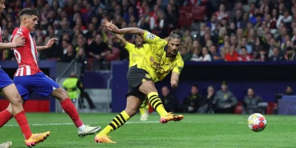 开云在线-多特连续3年重金砸大中锋，吉拉西逼走当红“豁牙”？