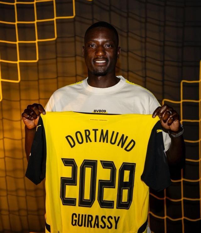 1721379010878099297.jpg 1721379010878099297.jpg